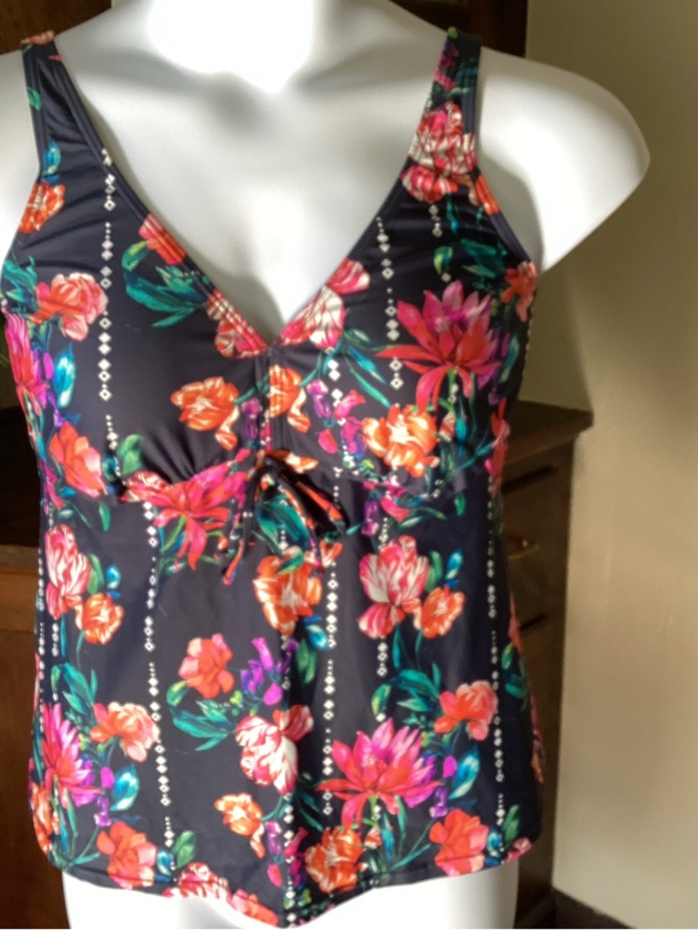 Sunseeker Floral Swim Tankini Top with Navy Trim 36DD